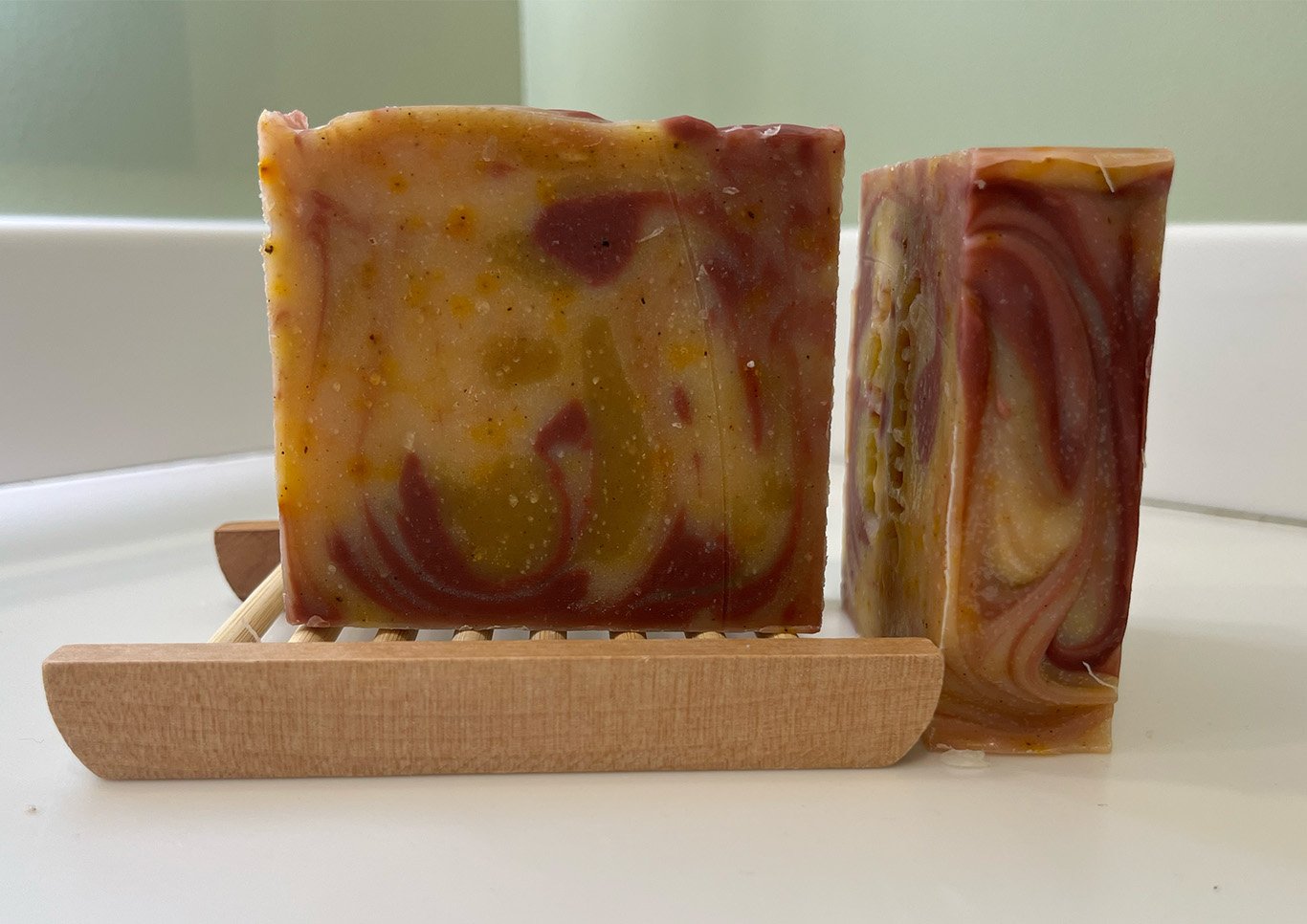 Fireside Spice Soap brings that cozy feeling to your everyday routine, with fiery shades of red, orange, and golden amber swirling together like glowing embers